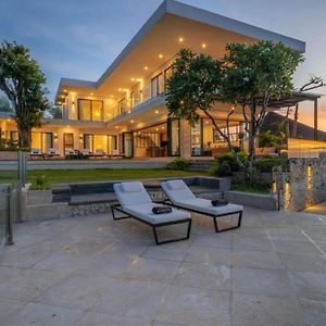 Villa met Vijf Slaapkamers